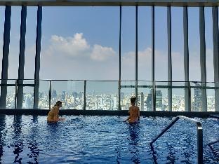 Rooftop pool gym luxury cozy mirror 1BR @BTS - main image