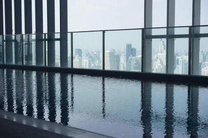 Rooftop pool gym luxury cozy studio Free Wifi  612 - image 11