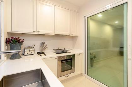 Breezy Haus in Asoke: Pool walk to BTS/MRT: Spc I - image 16