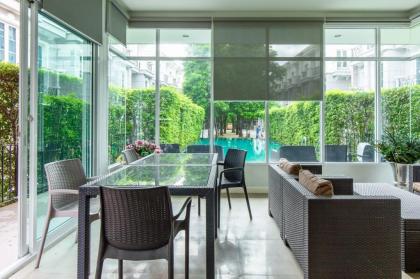 Breezy Haus in Asoke: Pool walk to BTS/MRT: Spc I - image 3