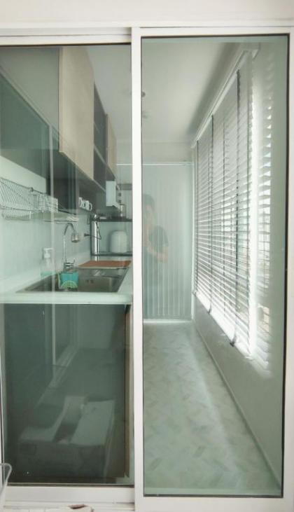 Cozy 1-bedroom condo close to MRT near Jatuchak - image 9