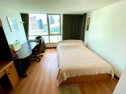 2-bedroom near BTS Phayathai and Victory Monument - image 13