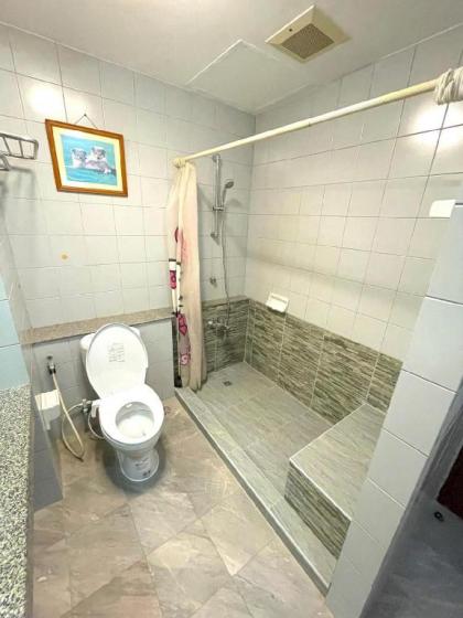 2-bedroom near BTS Phayathai and Victory Monument - image 16