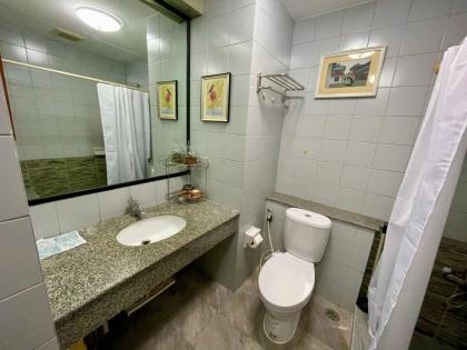 2-bedroom near BTS Phayathai and Victory Monument - image 8