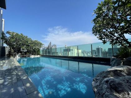 Super Luxury Condo Bangkok