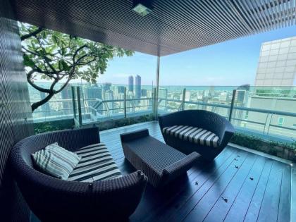 Super Luxury Condo - image 18