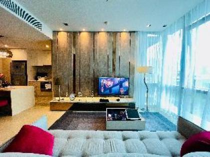 Luxury & Spacious in Downtown Bangkok - image 14