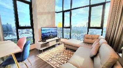 Luxury Penthouse 2bed CBD 20min BKK DMK FreePickUp Bangkok