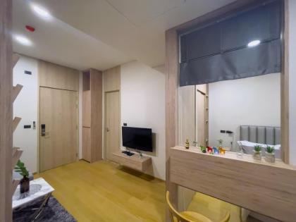 Apartment in Sukhumvit close to Ekkamai Station - image 5