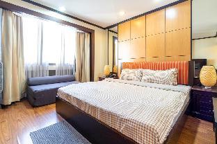 2BR Omni Tower Sukhumvit BTS Nana 5min Wi-Fi - image 2