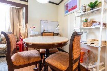 2BR Omni Tower Sukhumvit BTS Nana 5min Wi-Fi - image 3