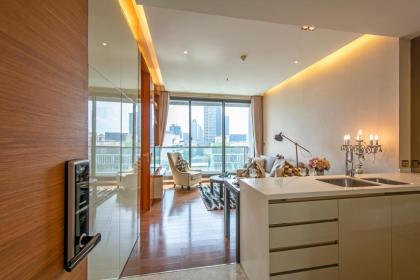 Luxury 1Bed 1Bath 300m BTS Phrom Phong Emporium - image 16