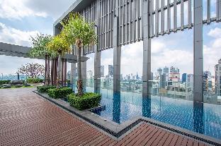 Luxury 1Bed 1Bath 300m BTS Phrom Phong Emporium - image 5