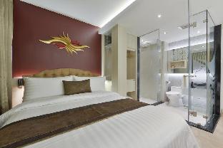 Deluxe room at Sukhumvit 33 18sqm - image 5