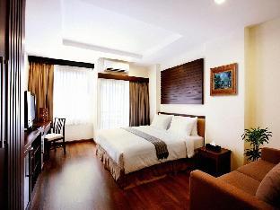 Deluxe room at Sukhumvit 2 30sqm - image 3