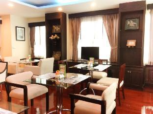 Deluxe room at Sukhumvit 2 30sqm - image 6