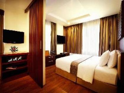 Deluxe Corner room at Sukhumvit 2 40sqm - image 1