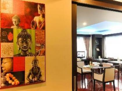 Deluxe Corner room at Sukhumvit 2 40sqm - image 10