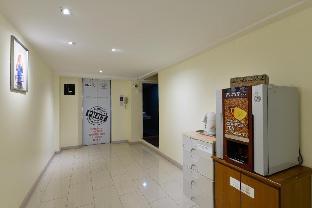 Superior room at Sukhumvit 19 20 sqm - image 5