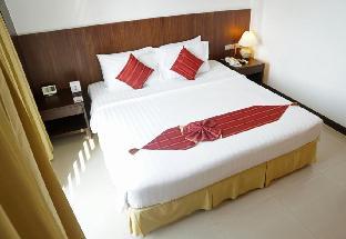 Superior Double room at Phethburi 13 24sqm - image 2