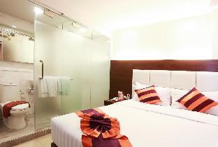 Deluxe room at Sukhumvit11 16sqm - image 2