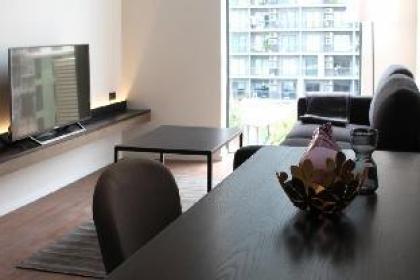 Suite Room at Sathorn 43sqm - image 5