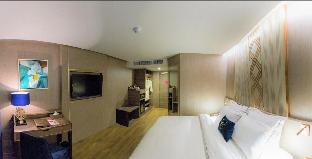 Premier Room at Sukhumvit 5 30sqm - image 2