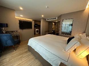 Premier Room at Sukhumvit 5 30sqm - image 7