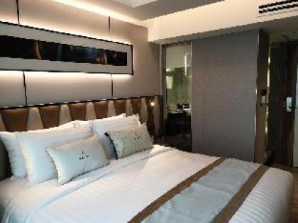 Deluxe Double Room at Sukhumvit 23sqm - image 7