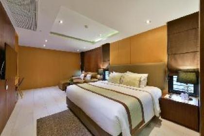 Premium 1 bedroom suite at Sukhumvit20 36sqm - image 15