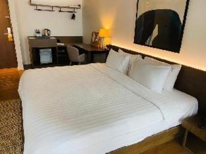 Deluxe Room at Sathorn 23sqm - image 11