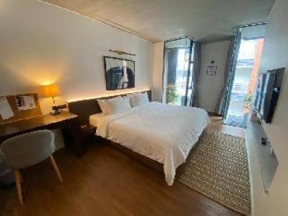 Deluxe Room at Sathorn 23sqm - image 14