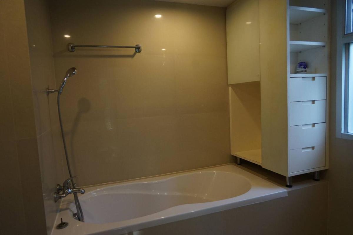 Bangkok Downtown 2bedrooms3bth Near Asoke Btsmrt No1 - image 2