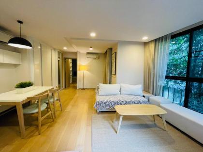 Cozy Spacious Garden-View Condo 500m BTS Thonglor - image 14