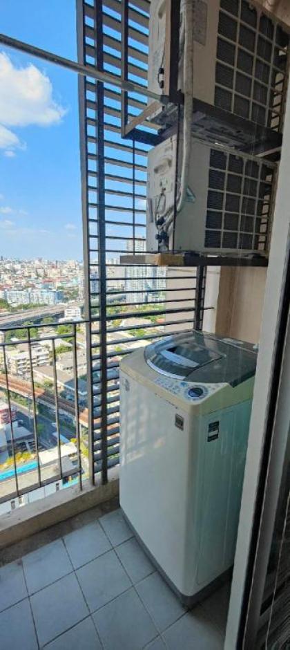 High-Rise condo near Sukhumvit Onnut BTS - image 16