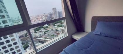 High-Rise condo near Sukhumvit Onnut BTS - image 9