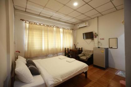 OYO 75440 Nara Hostel - image 13