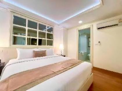 Premier One bedroom Suite at Sukhumvit 45sqm Bangkok 