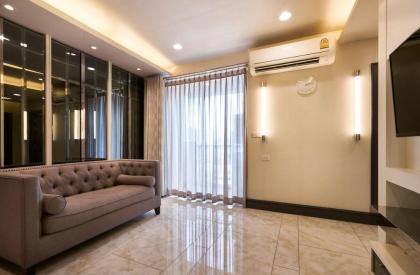 Downtown BKK LUX CONDO1 Phayathai BTS Siam Paragon - image 15