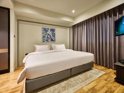 Floral Court Hotel & Residence Sukhumvit 13 - image 11