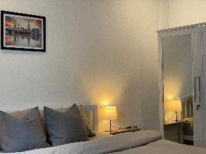 Townhome 1 BR private bathR 130m. to BTS Ploenchit - image 18