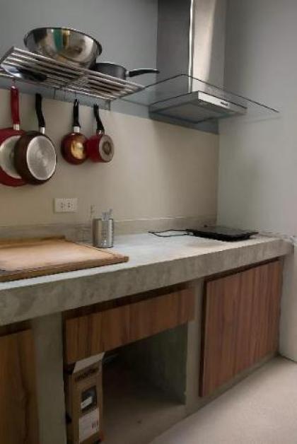 Spacious 2BR House in Central BKK - MRT Rama9 - image 2