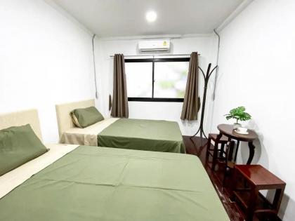 3BR entire house next to Skytrain(BTS) and Subway(MRT) Chatuchak - image 5