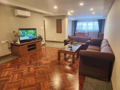 Three bedrooms Apartment 150 sqm - Thonglor - image 15