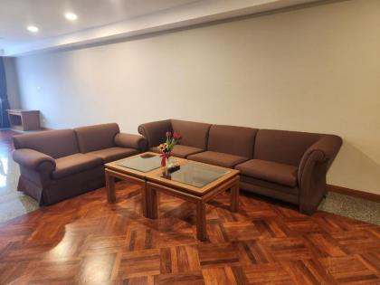 Three bedrooms Apartment 150 sqm - Thonglor - image 5